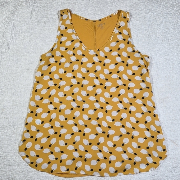 LOFT Tops - LOFT Outlet Sleeveless Scoop Neck Yellow Lemon Print Tank Top